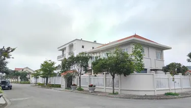 Bán căn biệt thự 330m2 góc 2 mặt đường Anh Dũng 8