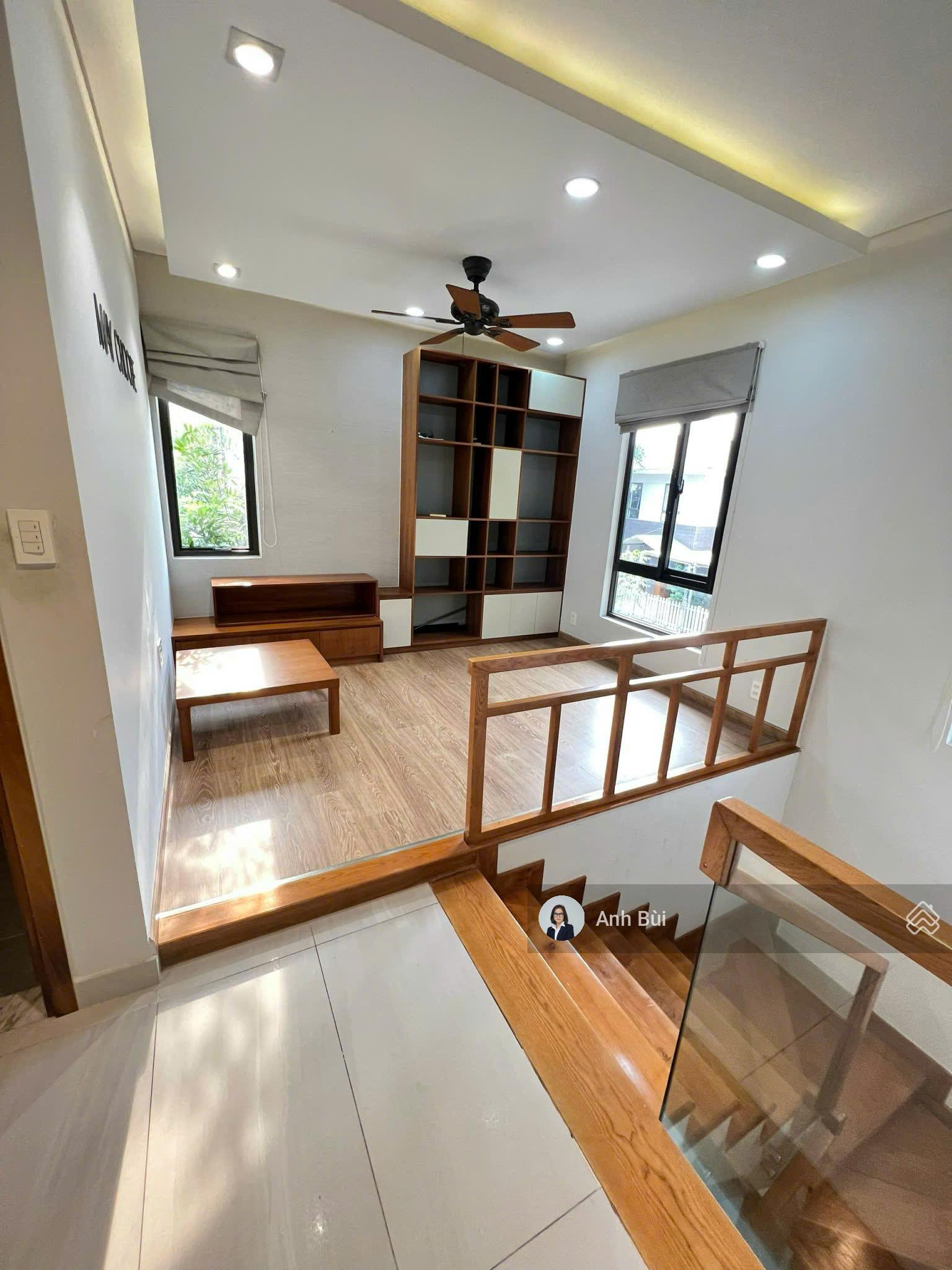 Bán gấp villa khu biệt lập Valora Fuji, liền kề The Global City - sẵn HĐ thuê lâu dài - Đã có sổ Bán gấp villa khu biệt lập Valora Fuji, liền kề The Global City - sẵn HĐ thuê lâu dài - Đã có sổ