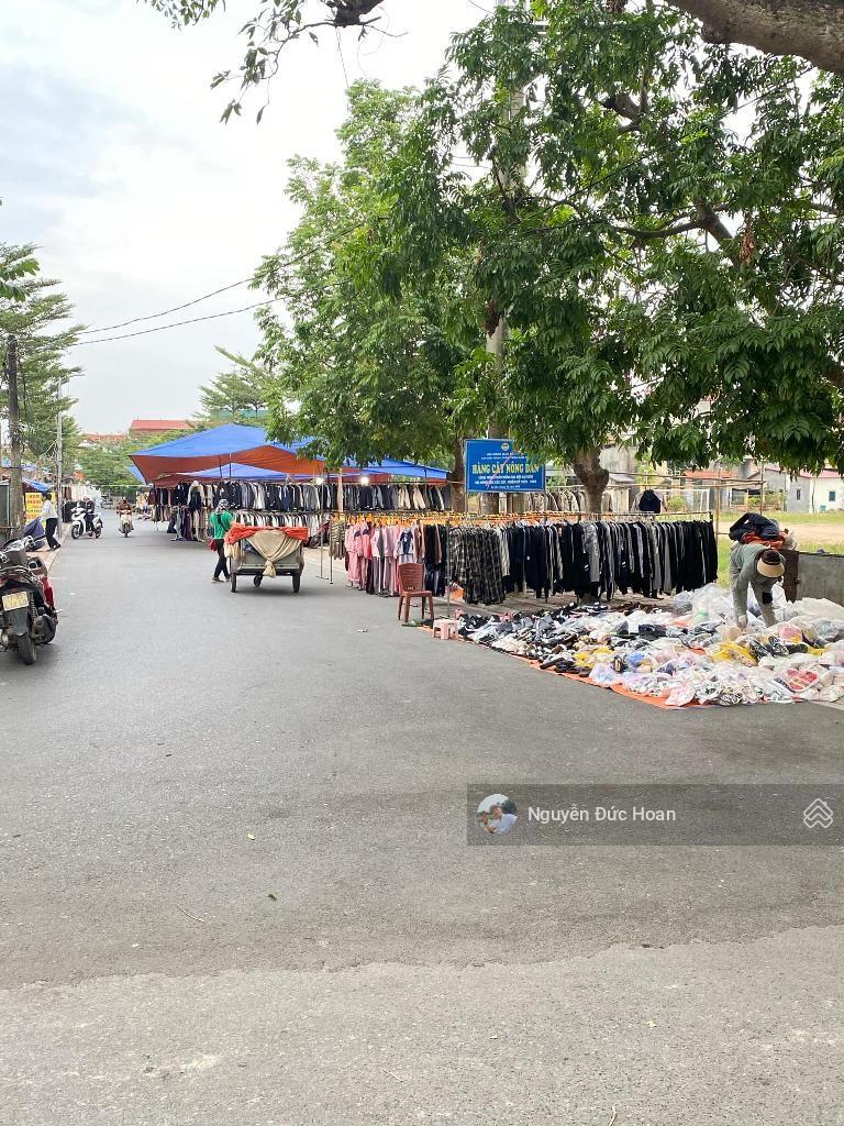 Ô tô vào đất, dân cư đông, gần trường đại học khu công nghiệp, an sinh tốt, giữ tiền ổn định