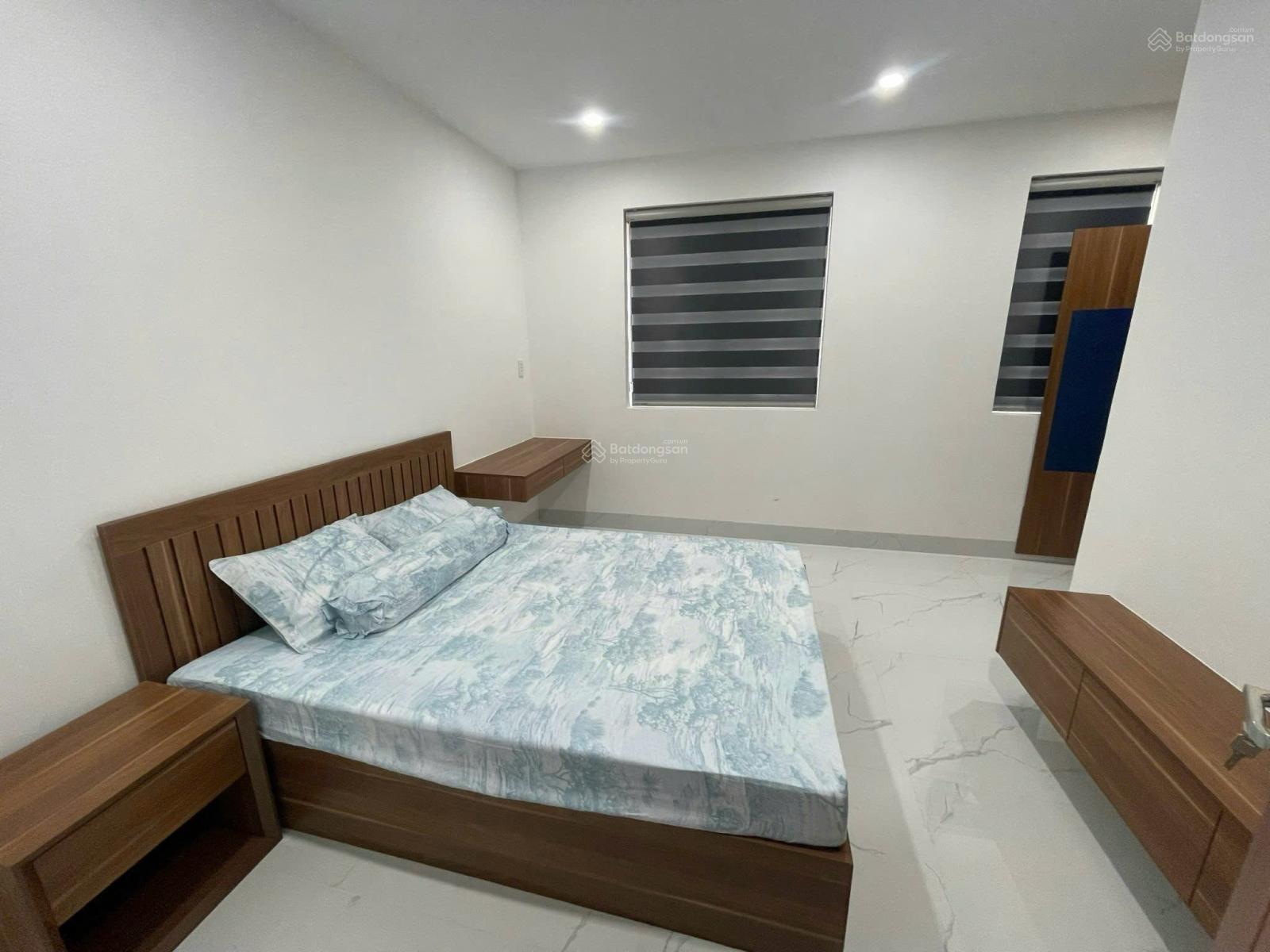 Tôi cần bán căn nhà 3 tầng full nội thất - khu Suncasa Central Vsip 2 đang có HĐ cho thuê 14tr