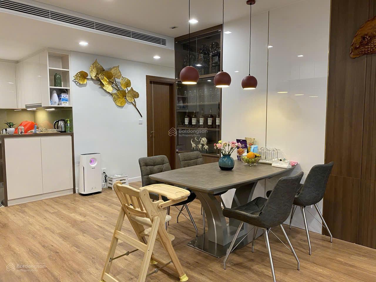 (Vinata Tower - 289 Khuất Duy Tiến). Chủ nhà gửi bán căn. 3PN, 2VC, DT: 88m2. Giá 6.4 tỷ