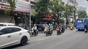 Chính chủ bán nhà mặt tiền Calmette, Q1. DT: 4x19m, 4 tầng. Giá giá nhất con đường này