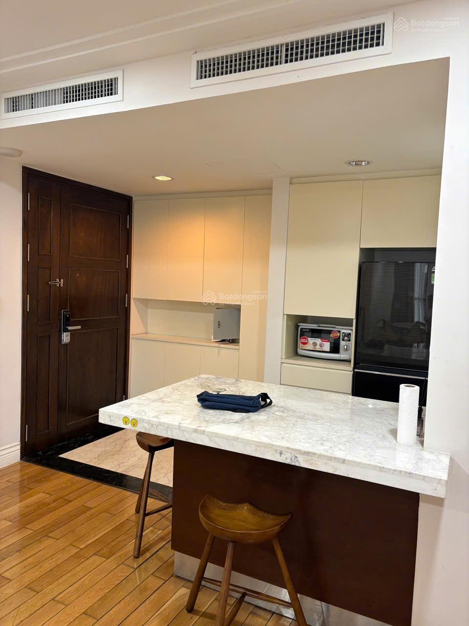 Chính chủ cho thuê căn hộ 2 ngủ chung cư Hoàng Thành Tower 114 Mai Hắc Đế, liên hệ: 0933 533 ***