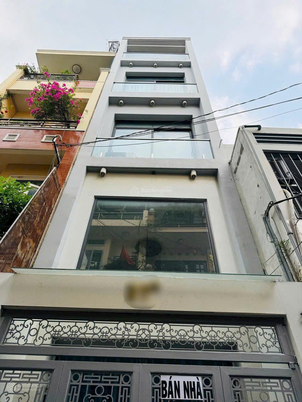 Nhà mới hẻm 4m CMT8 (3.1m x 12m), 5 tầng có thang máy. Giá 7.7 tỷ TL