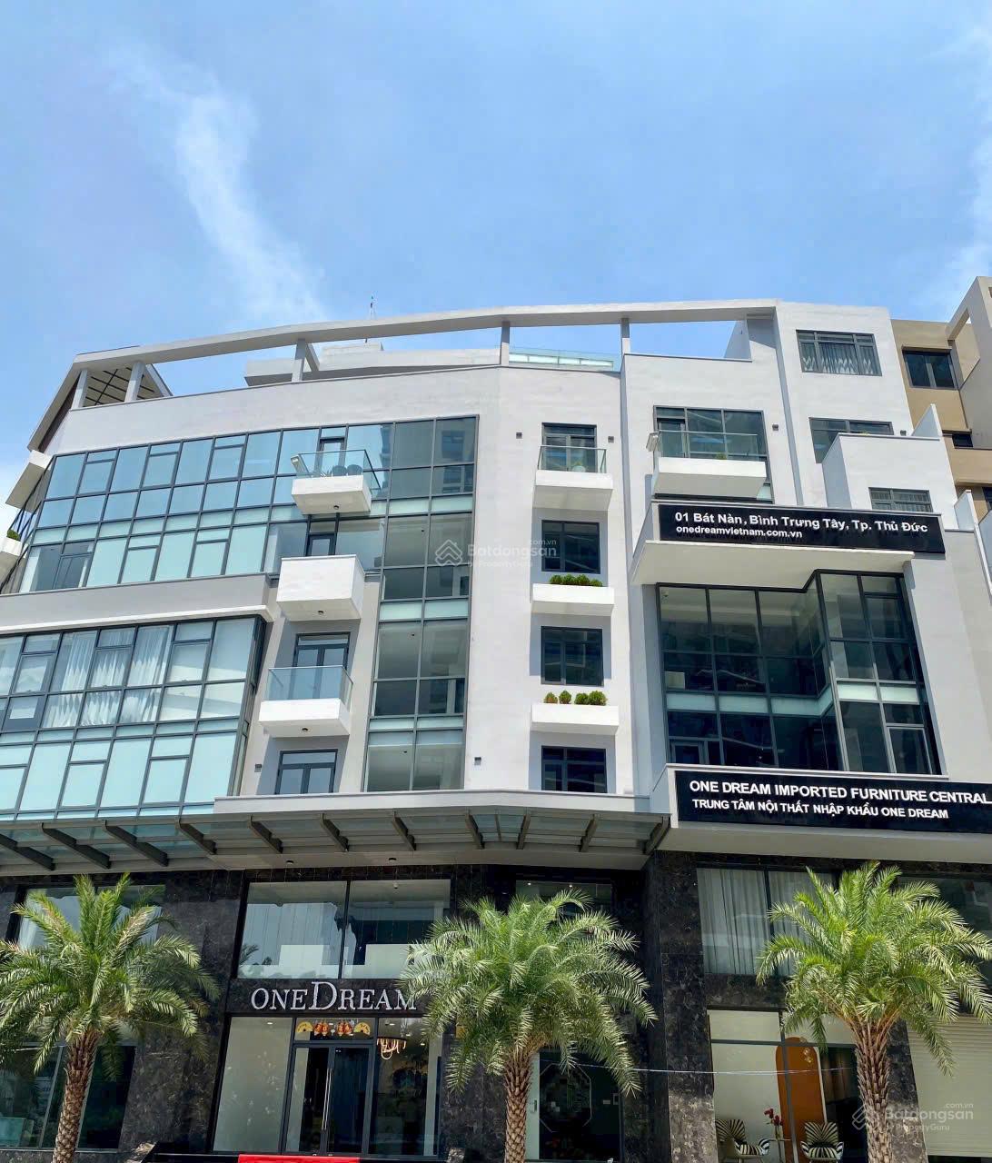 Bán tòa nhà VP mặt tiền Bát Nàn 310m2 DTSD: 1.500m2- 7 tầng view sông LH: 0948 888 ***