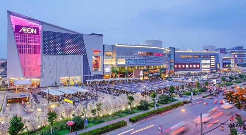 Bán nhà lô gốc 3 mặt tiền TP mới BĐ diện tích: 122m2 giá 8.9 tỷ, liên hệ 0982 383 *** Bán nhà lô gốc 3 mặt tiền TP mới BĐ diện tích: 122m2 giá 8.9 tỷ, liên hệ 0982 383 ***