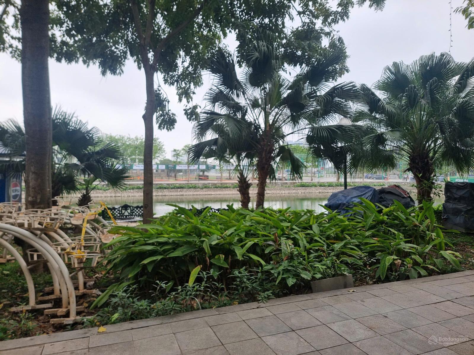 Chính chủ bán nhà mặt phố Trịnh Công Sơn - P Nhật Tân - Tây Hồ - Hà Nội 120m2, MT5m, view hồ Tây Chính chủ bán nhà mặt phố Trịnh Công Sơn - P Nhật Tân - Tây Hồ - Hà Nội 120m2, MT5m, view hồ Tây