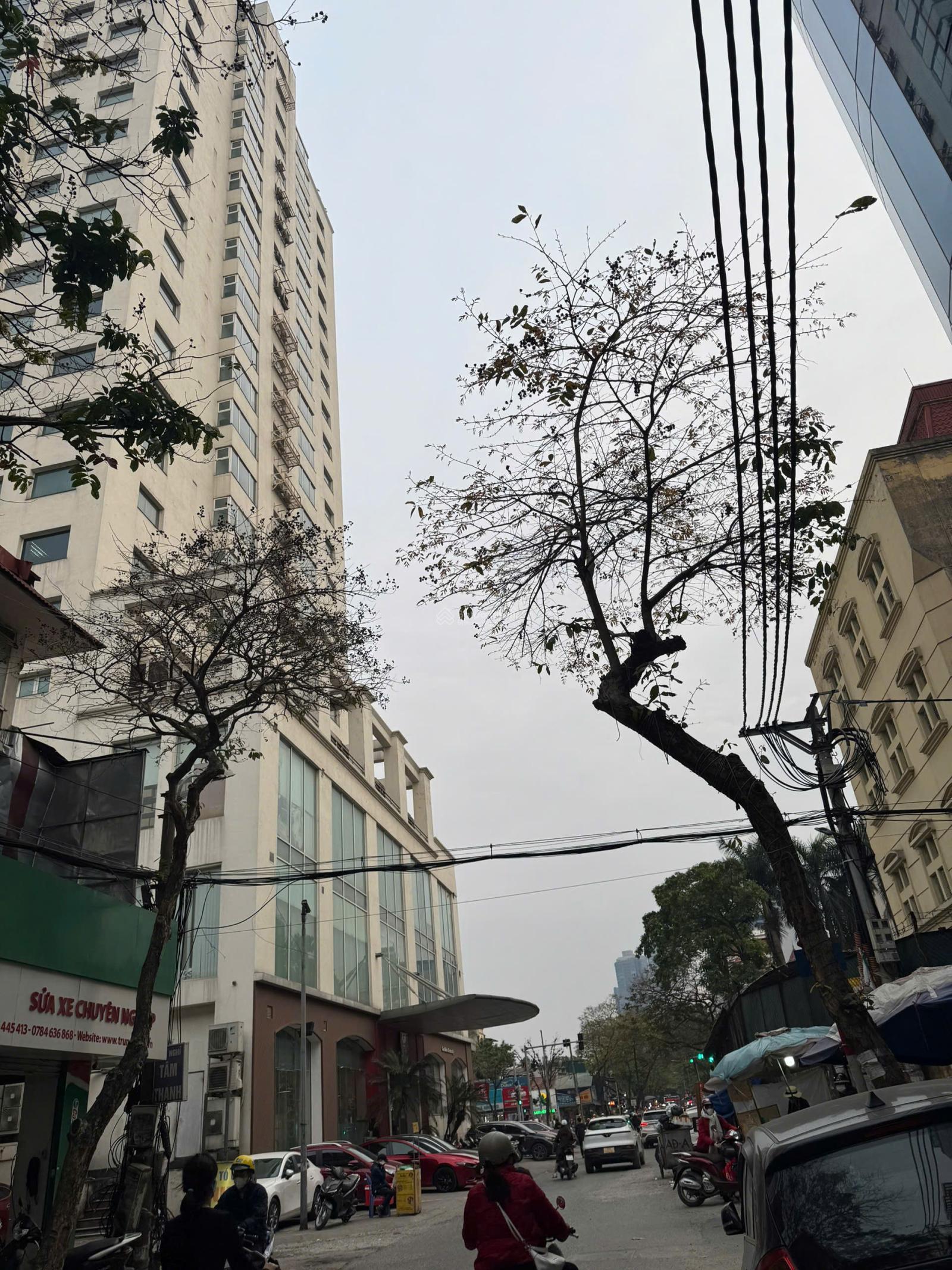 Cho thuê văn phòng tại gần Hoa Binh International Towers, 26 triệu, 180m2, bao đẹp giá ưu đãi