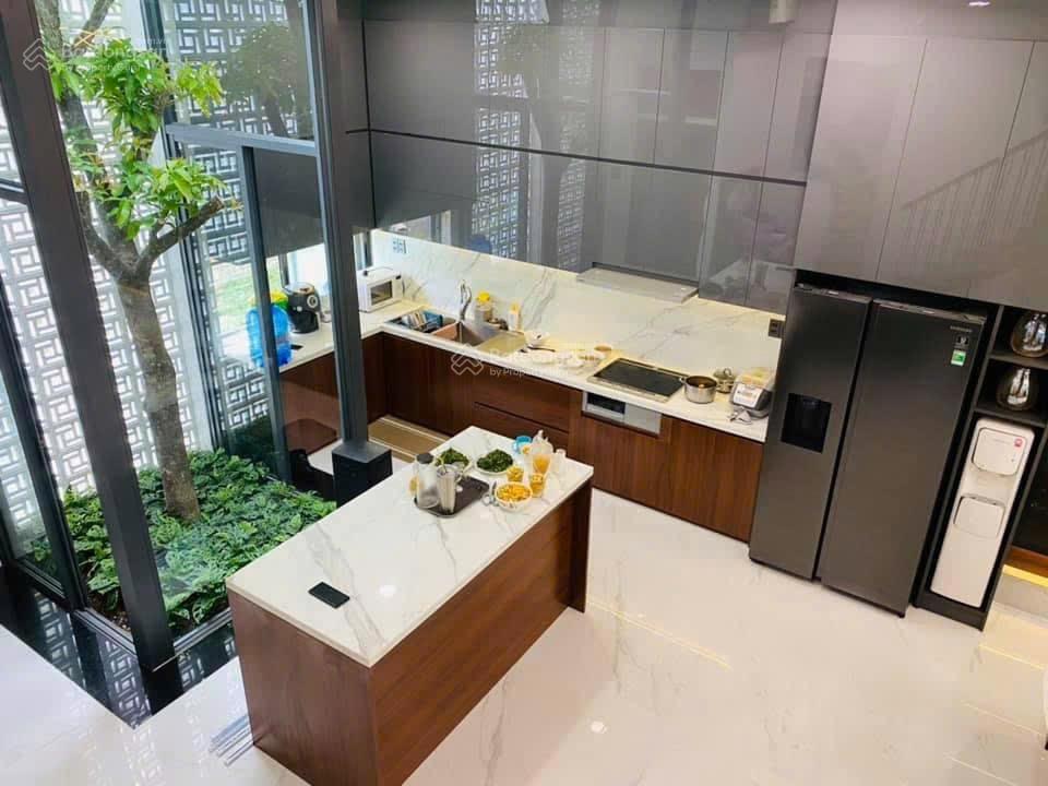 Chính chủ cần bán nhà đẹp, hẻm ô tô tận nơi ở đường Lê Văn Lương, trung tâm xã Phước Kiển