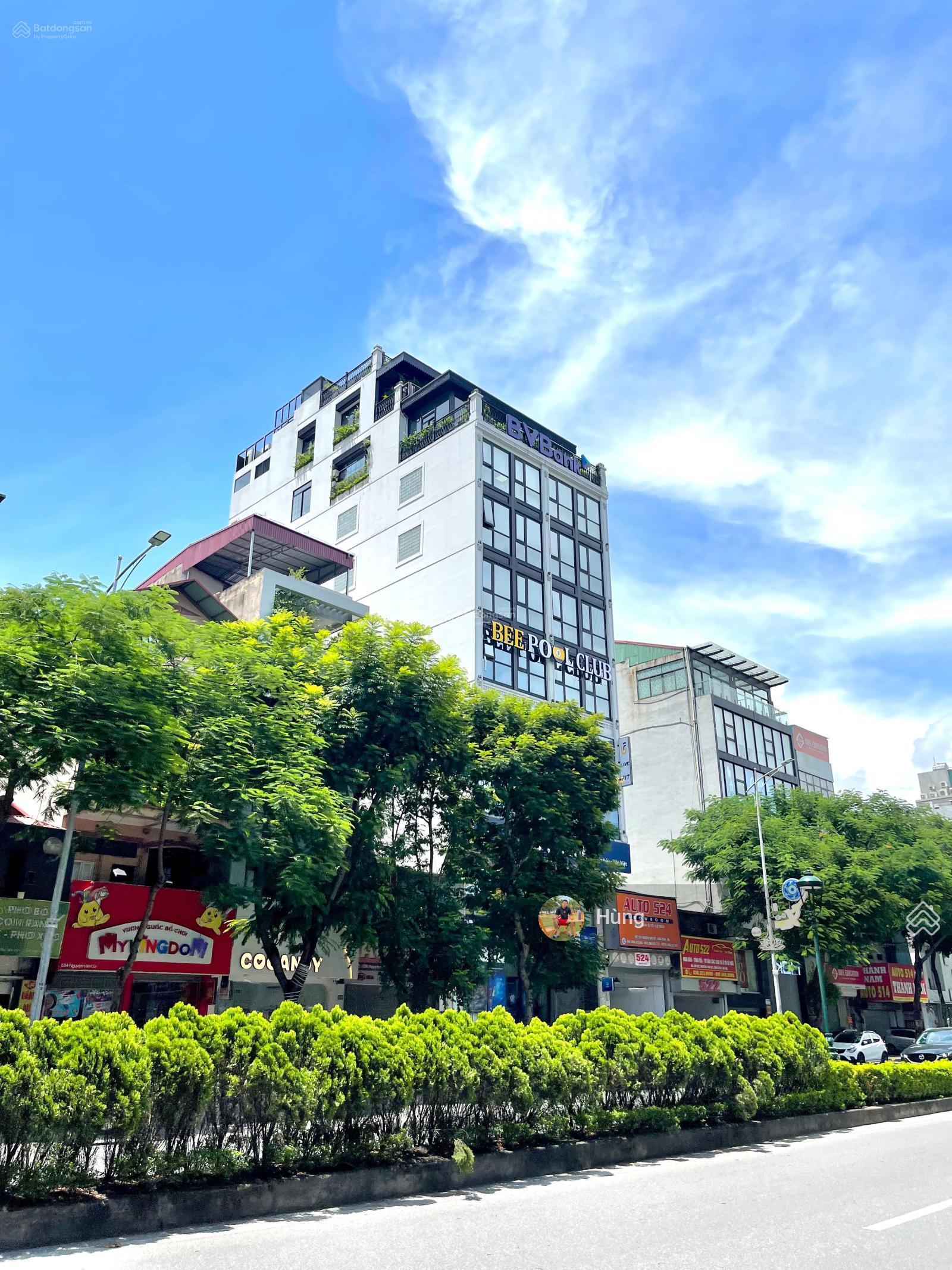 Hoa hậu vô giá đẹp nhất mặt phố Nguyễn Văn Cừ, DT 110m2 - MT 6m - hậu 6m - hiếm vô cùng