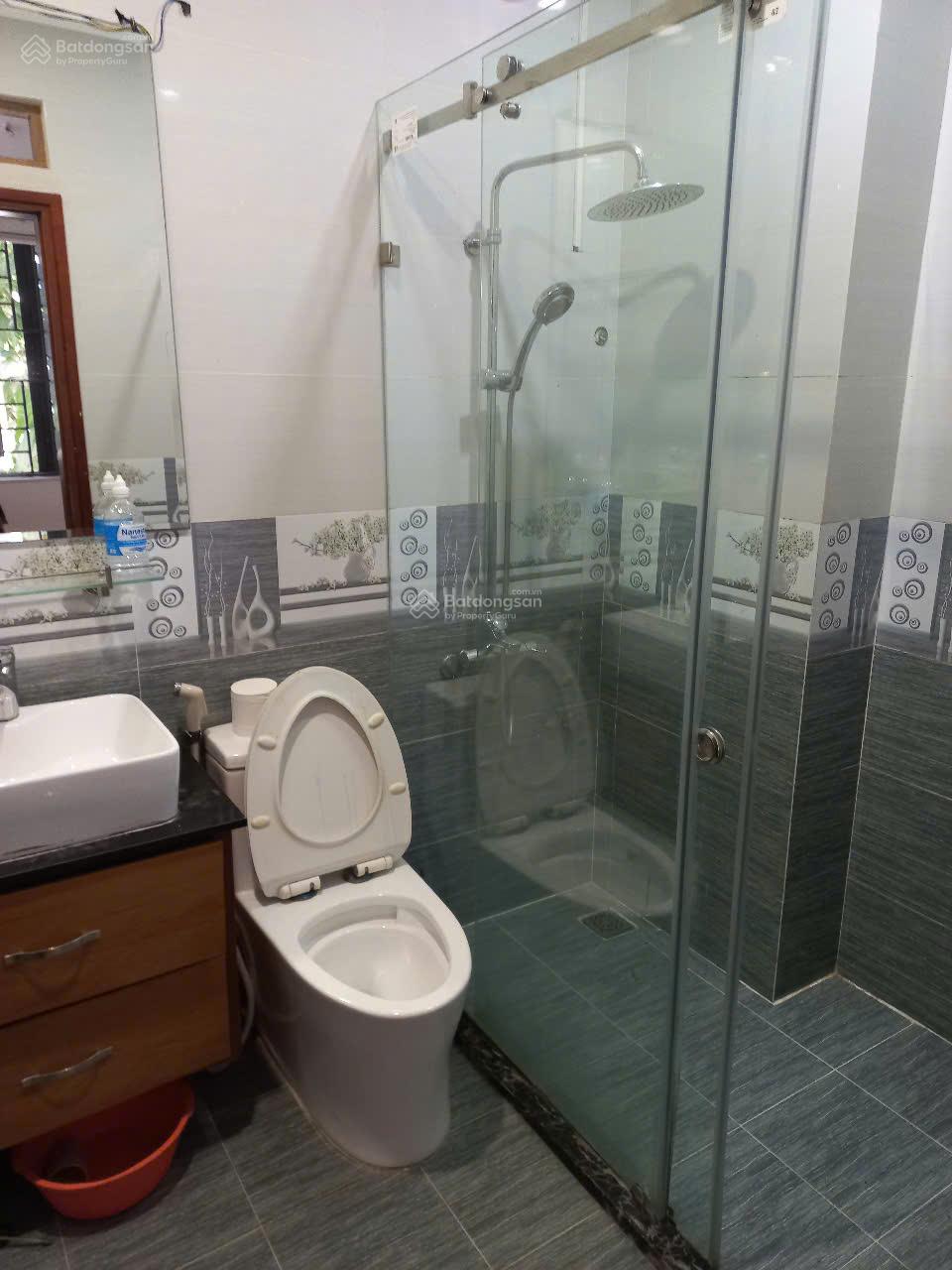 Cho thuê nhà BT liền kề KĐT Mỹ Đình, DT 110m2 x 4 tầng, MT 7m, nhà đẹp, giá 30 tr/th