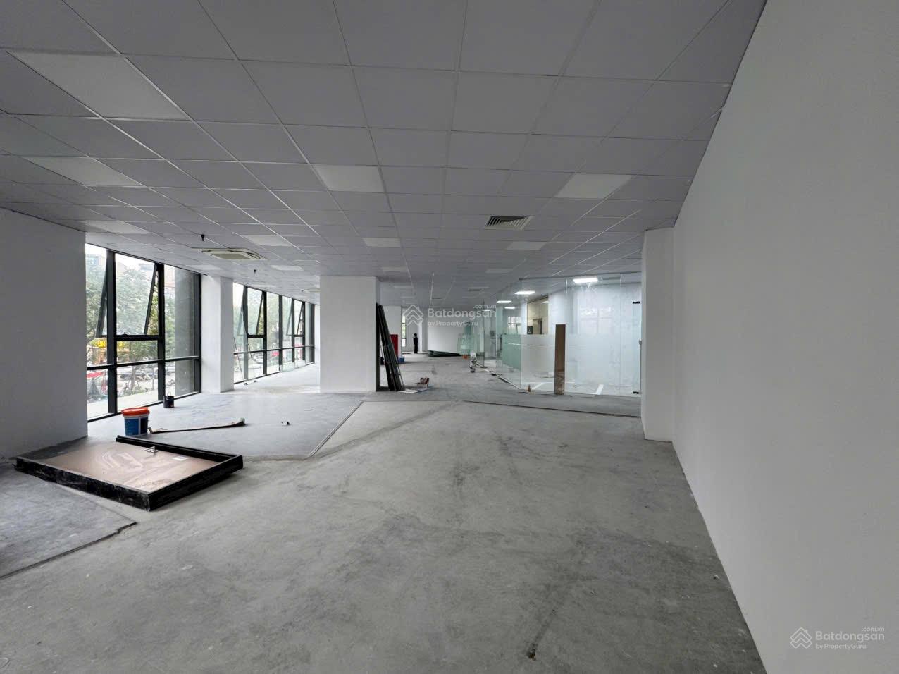 Cho thuê văn phòng tòa Lilama 10 Tố Hữu, Nam Từ Liêm 60m2, 100m2, 150m2, 230m2, 330m2, giá 180/m2