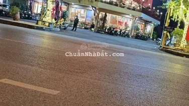 Bán nhà 4 tầng 2 mặt đường 3 ô tô tránh, vỉa hè, kinh doanh Kim Chung - Đông Anh - Hà Nội