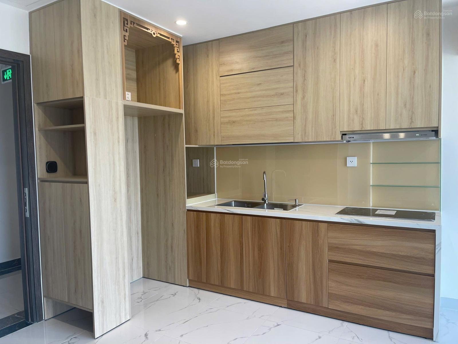 Căn 1PN+ nội thất gỗ cơ bản đầy đủ View thoáng gần Vincomes Vinhomes Grand Park The Bevely Solari