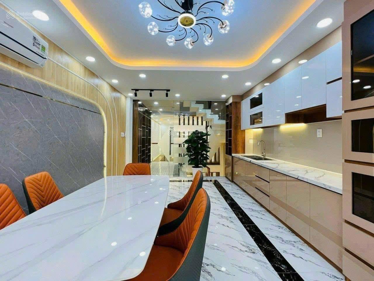 Hot! Cần bán gấp nhà Bạch Đằng, Bình Thạnh, có hợp đồng cho thuê 15tr/tháng 63m2