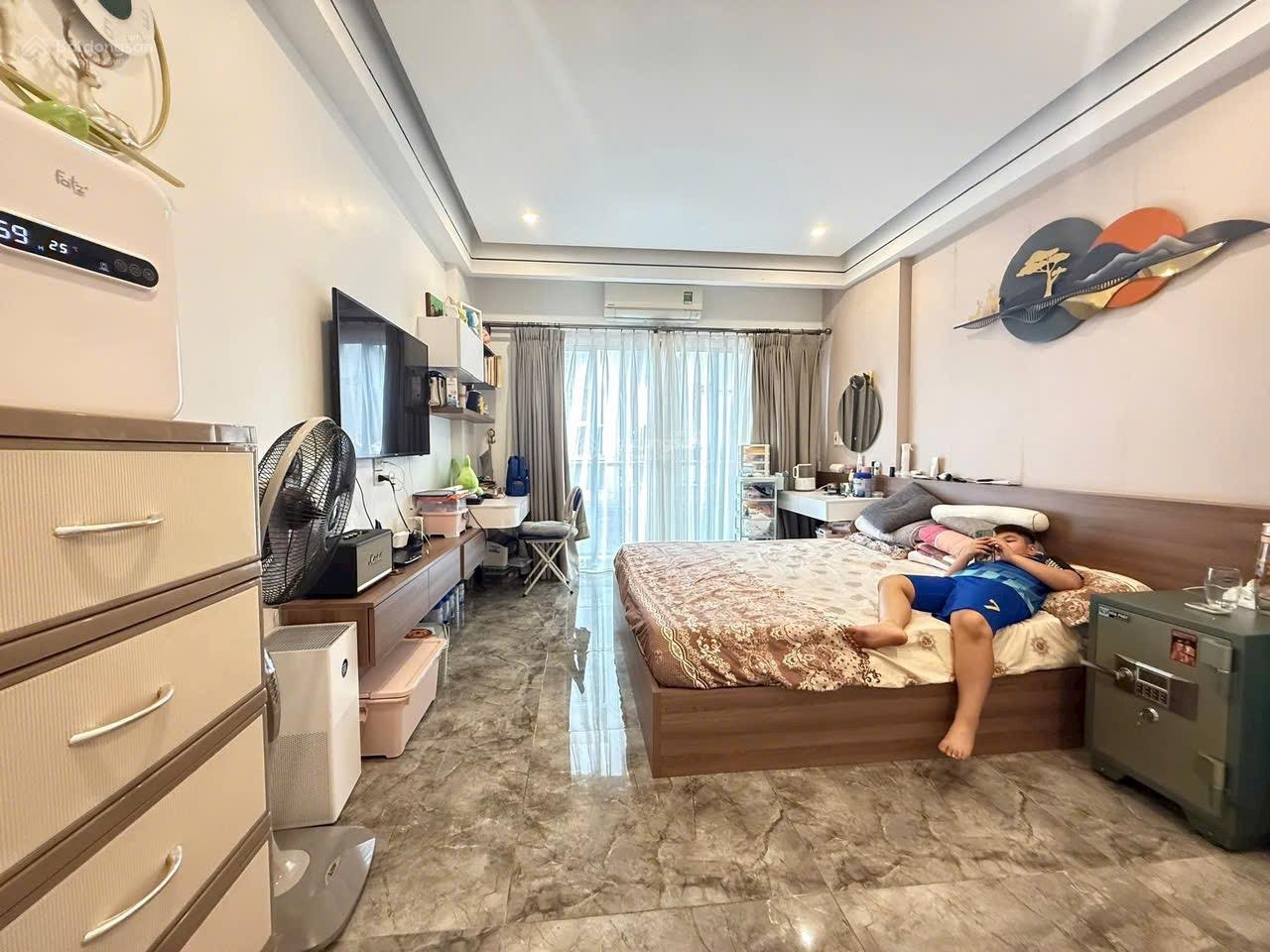 Bán nhà phố Kim Đồng diện tích 40m2 6 tầng. Giá 13 tỷ