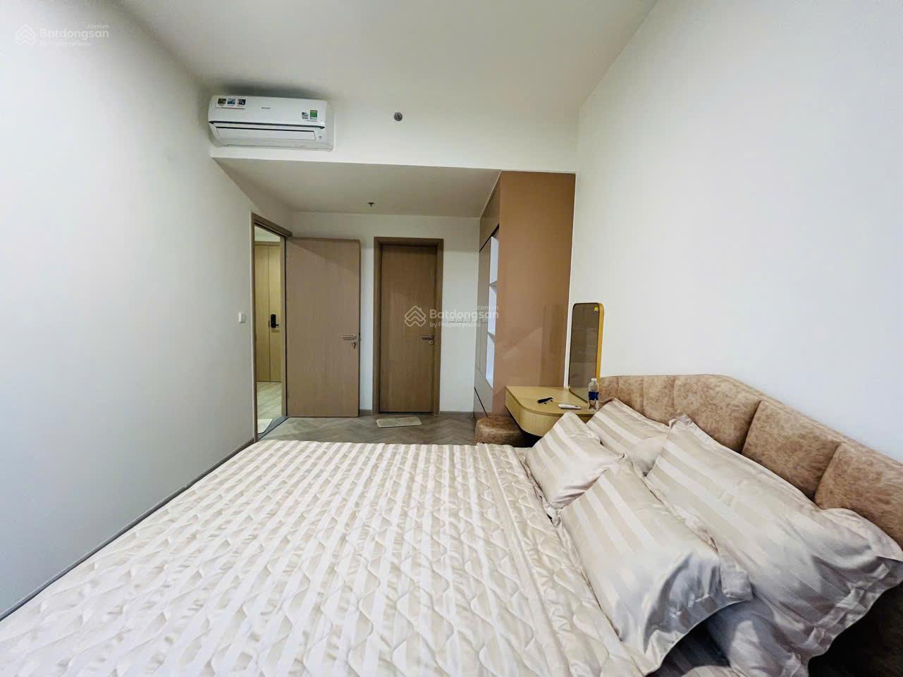 Căn 2PN full nội thất cao cấp Lumiere Masterise, Vinhomes Quận 9 diện tích lớn ở liền, view thoáng Căn 2PN full nội thất cao cấp Lumiere Masterise, Vinhomes Quận 9 diện tích lớn ở liền, view thoáng