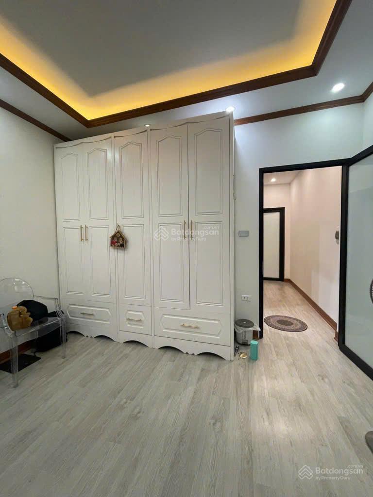 Bán Nhà Khương Trung, 31m², Gần Ô Tô, Ngõ Đẹp, Nhà Mới, Giá Chỉ 5.75 Tỷ