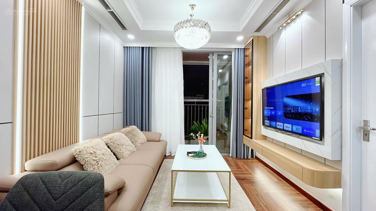 Bán CHCC South Building đường Trần Thủ Độ. DT 100m2 3PN 2WC căn góc view hồ cực đẹp