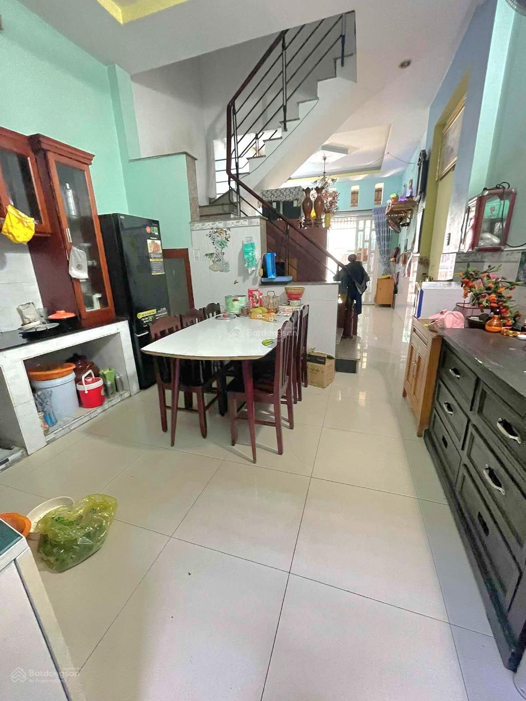 Bán ngà đẹp ngay chợ Phạm Đăng Giảng - 60m2 - 2 tầng - 1 bước ra Lê Trọng Tấn - chỉ 4 tỷ