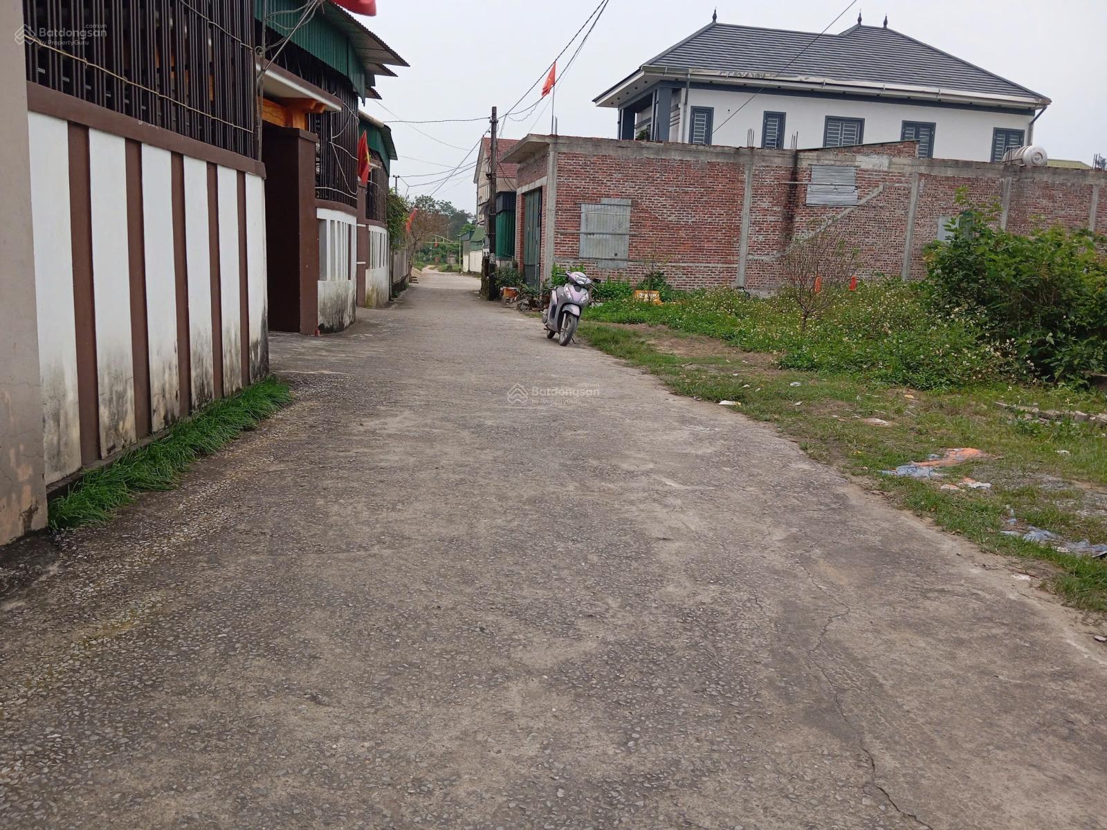 Đất Khối 4 - Nghi Hoà - Cửa Lò lối 2 Trương Vân Lĩnh thông Lam Sơn cách biển 800m Đất Khối 4 - Nghi Hoà - Cửa Lò lối 2 Trương Vân Lĩnh thông Lam Sơn cách biển 800m