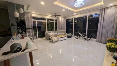 10 tỷ là giá bán căn hộ Penthouse Quận 7 The Golden Star sân vườn 148m2 có 3 phòng ngủ và 2WC