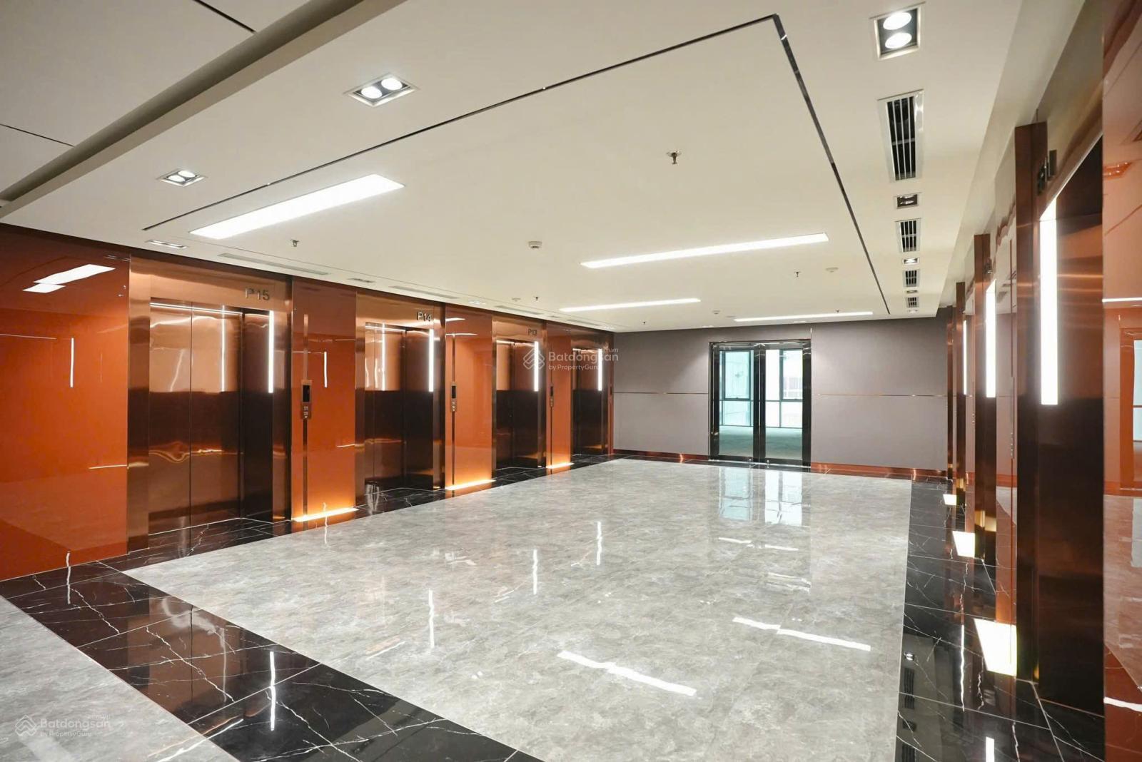 BQL tòa Vinaconex Diamond Tower cho thuê 200m; 320m; 500m2 giá cho thuê 300k/m2 sàn mới 100%