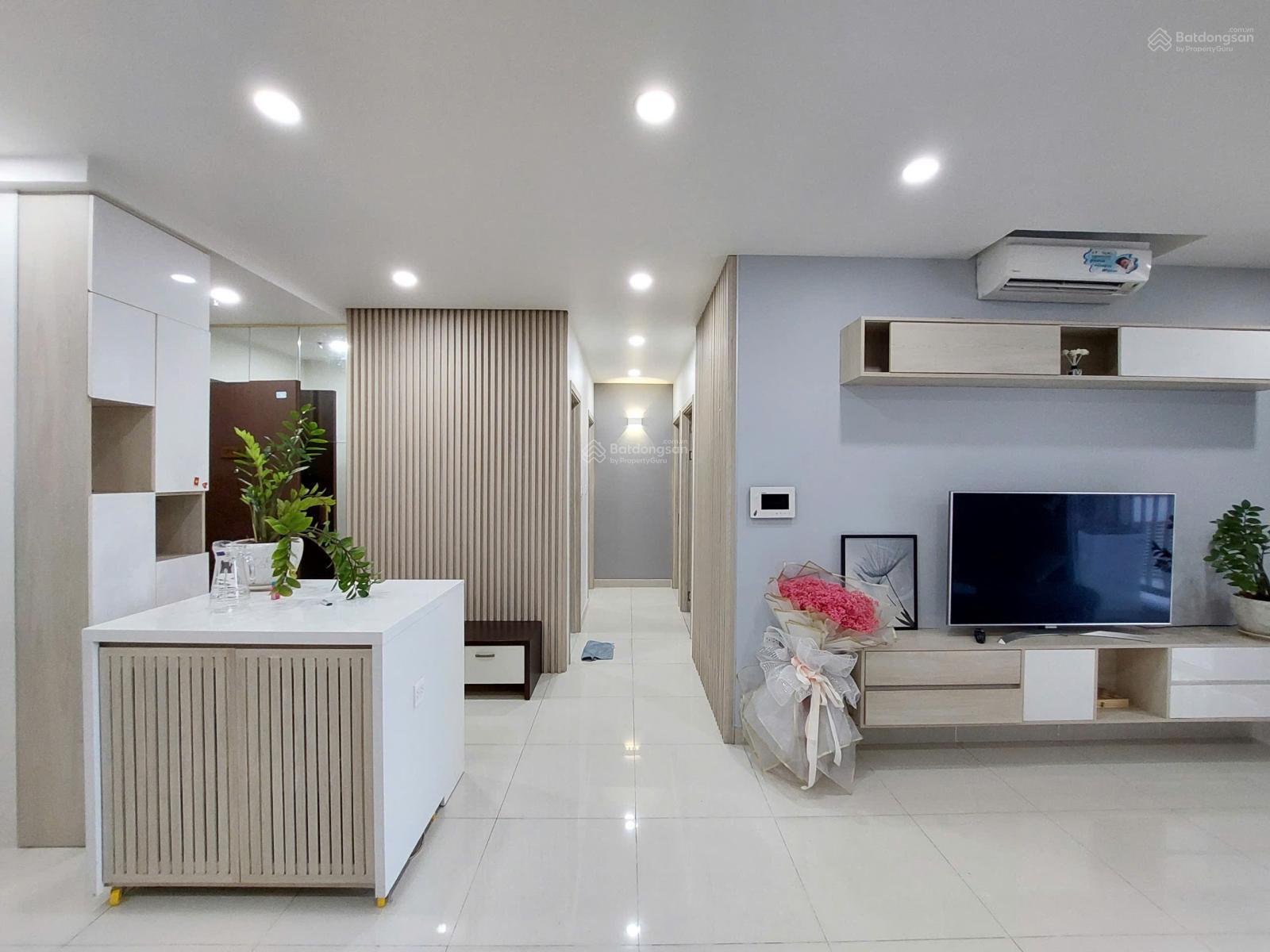 Cho thuê 2PN 2WC 75m2 Full NT chỉ 17tr/tháng tại Orchard Parkview Phú Nhuận, gần công viên Gia Định