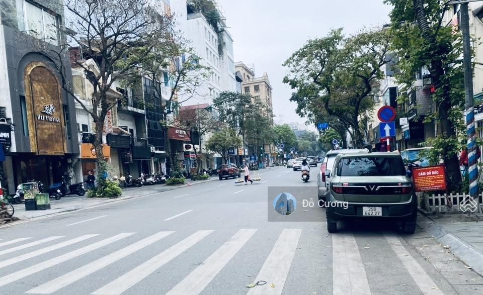 Cần bán - bán gấp nhà mặt phố Phố Huế, Hai Bà Trưng - 160m2 x 8T thang máy - MT 5,6m - 0974 660 ***