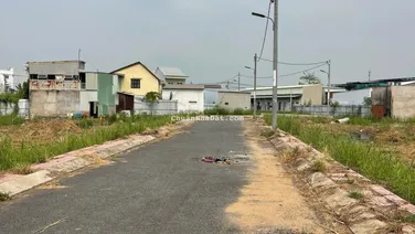 Bán đất đường Lê Văn Lương 5 x 16m sổ riêng, MT đường 7m, XD tự do 3,7 tỷ ngay cầu Rạch Tôm