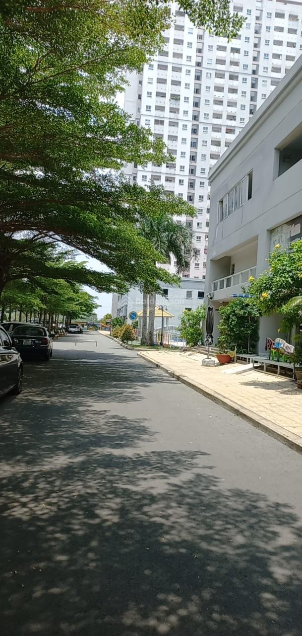 Có 4 suất thanh lý NOXH , giá 1 tỷ, Hqc Plaza, Bình Chánh