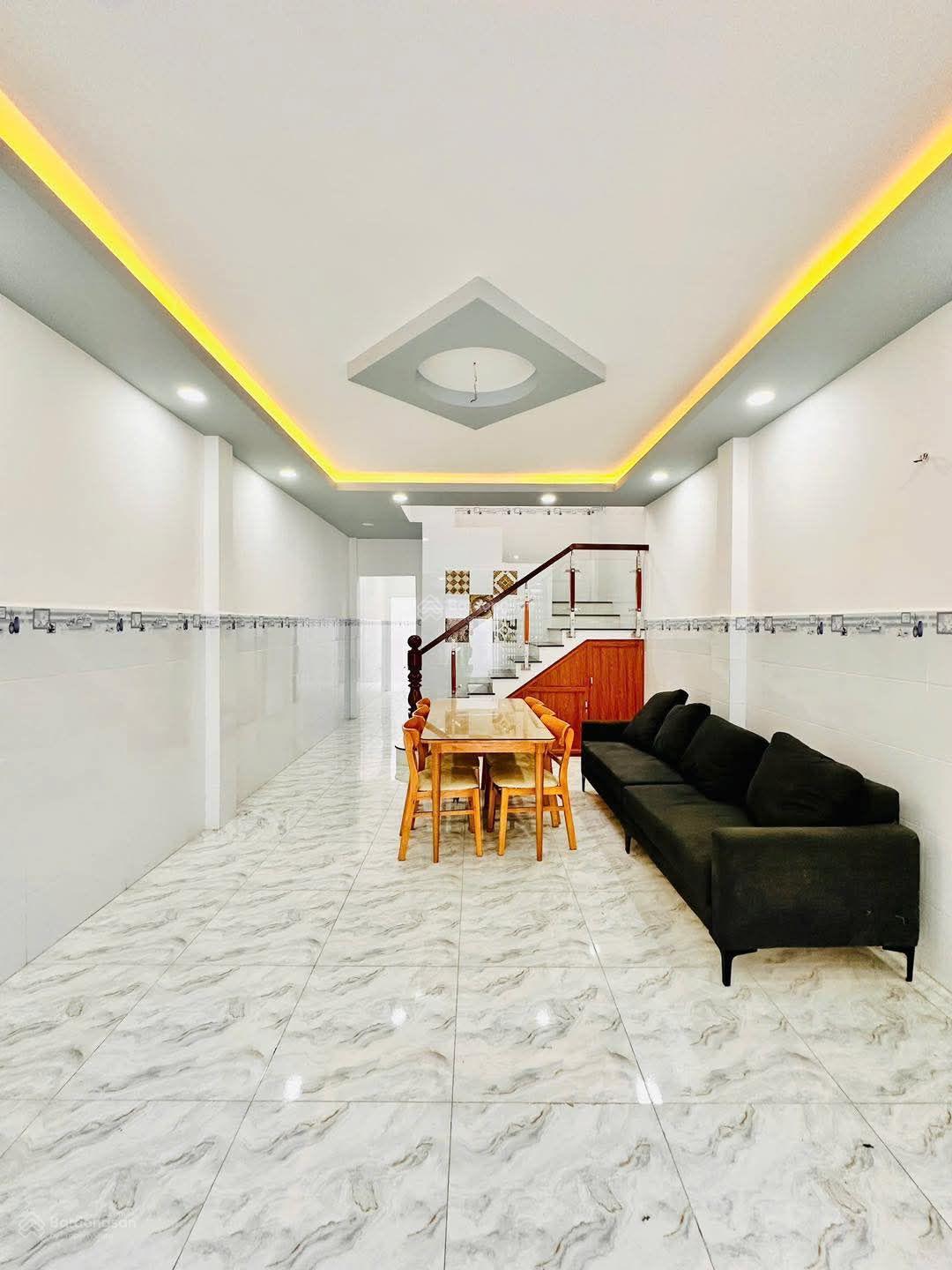 BÁN NHÀ RIÊNG GIÁ CỰC ĐẸP 2TỶ780 44m2 tại Huỳnh Mẫn Đạt, P7, Q5, HCM