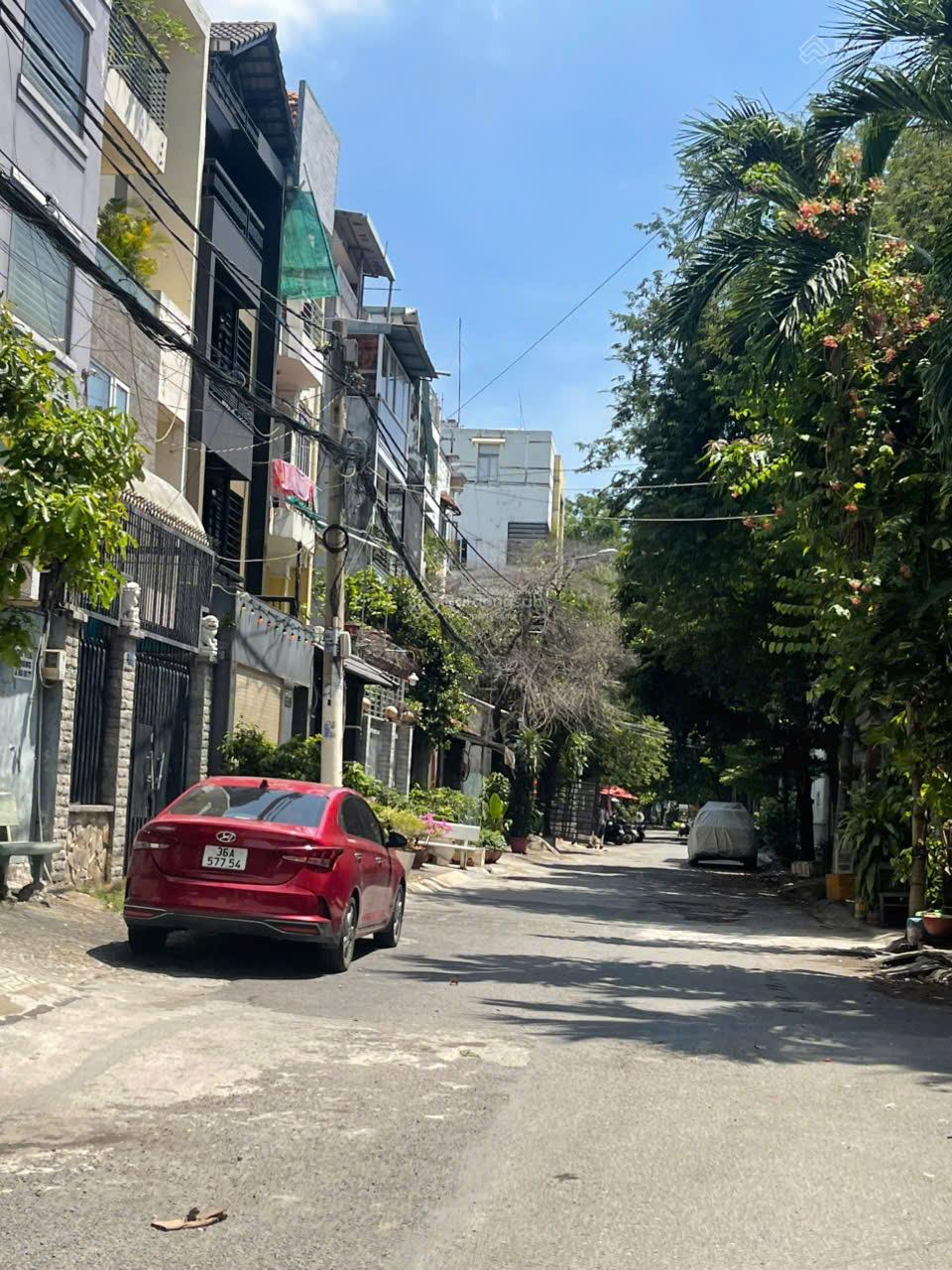Cần chuyển nơi sinh sống bán nhà Bình Lợi - Bình Thạnh 5x20m 4 tầng kiên cố đường 12m chỉ 14.5 tỷ