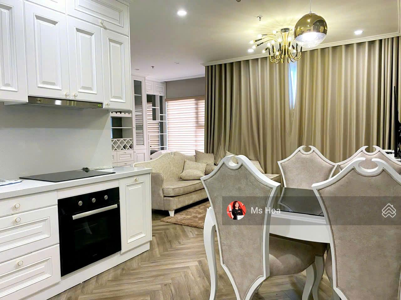 Chuyển sang BT nên bán gấp căn góc 2N + 1,2WC nội thất Luxury tòa S2.03 view sông San Hô siêu đẹp