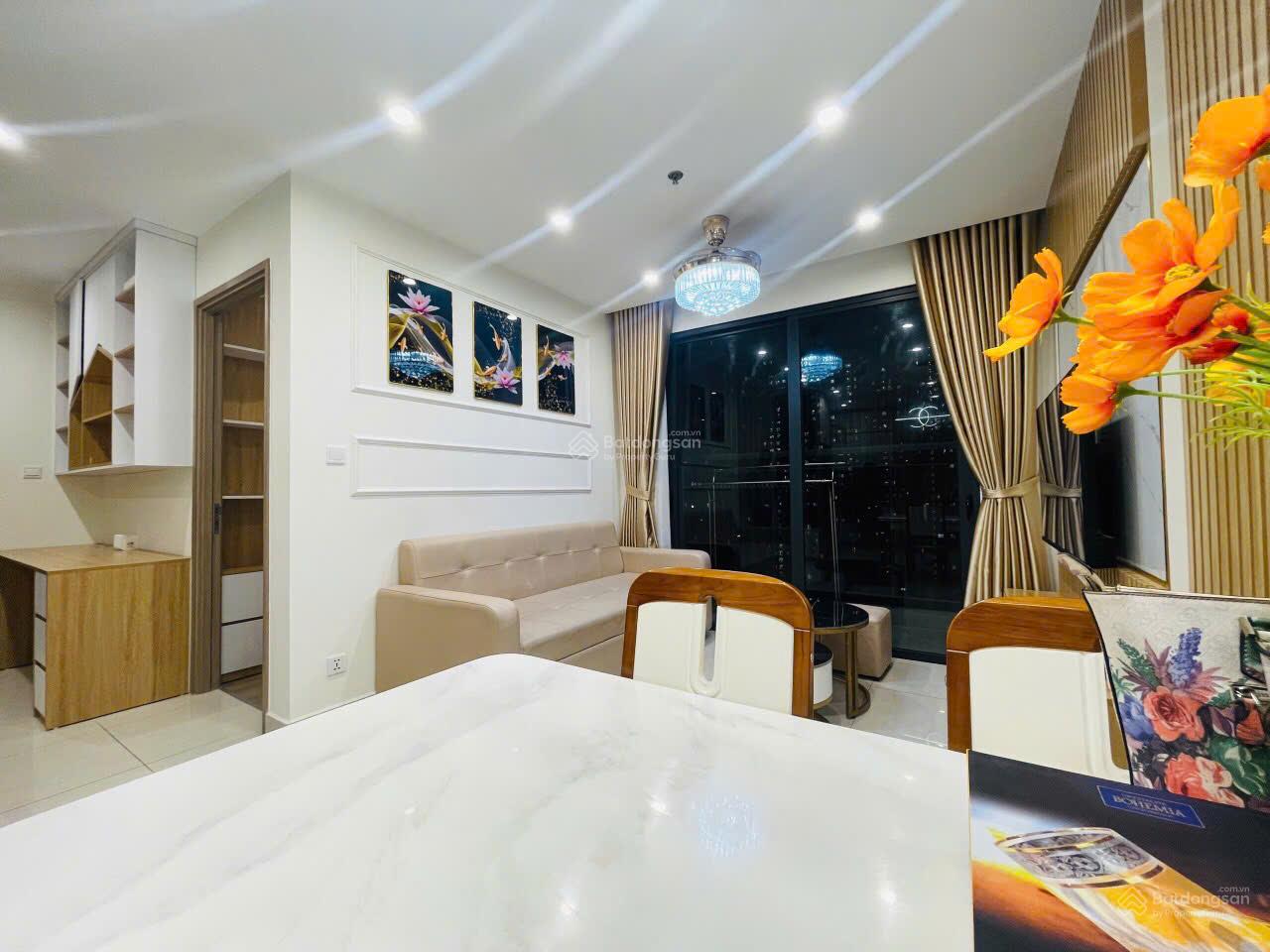 Chính chủ cho thuê căn hộ 2 phòng ngủ full nội thất cao cấp gía chỉ 9,5 tr/tháng LH: 0968 714 ***