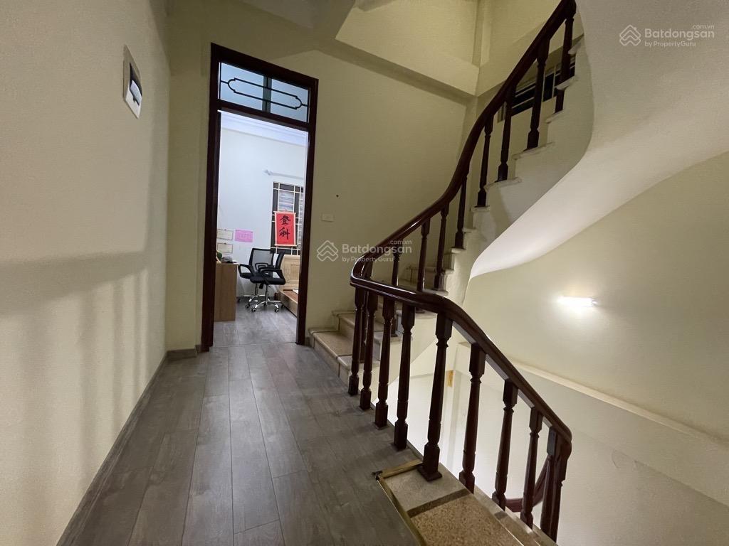 Bán nhà Nhân Hoà 32m2, 5 tầng, ở sướng, ngõ thông, nhà thoáng chỉ 5.8 tỷ