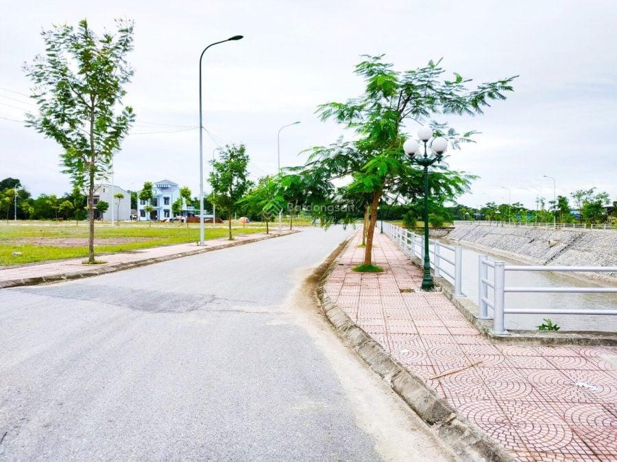 Chính chủ bán nhanh lô đất view suối trung tâm TP. Sông Công giá 8tr5/m