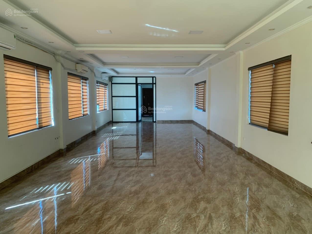 Cho thuê liền kề đẹp, giá tốt Nguyễn Tuân, Thanh Xuân. DT 75m2, 5 tầng. Giá 36 triệu/th
