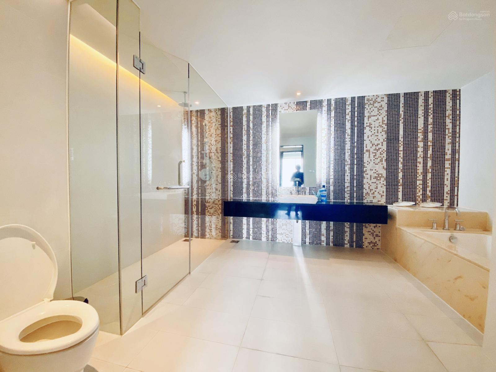 Bán căn hộ 2 phòng ngủ luxury 148m2 The Costa Nha Trang, view biển, full nội thất, giá 17 tỷ đồng