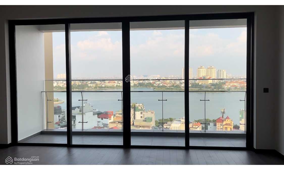 Tôi cần bán căn hộ 2 PN tòa Soho - Heritage West Lake - 677 Lạc Long Quân 7 tỷ