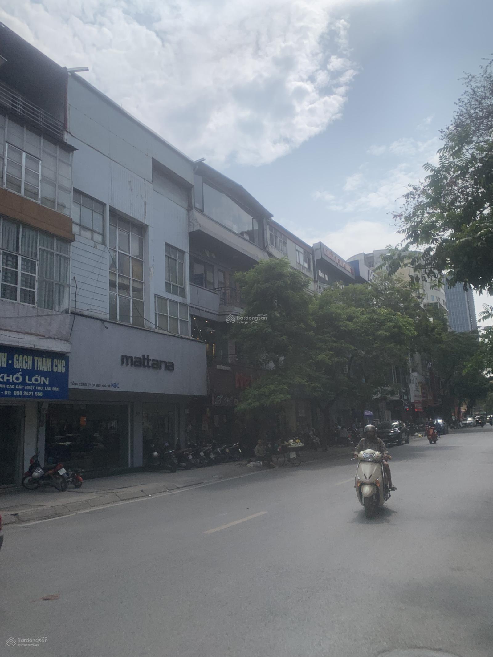 (Hiếm) MẶT PHỐ LẠC TRUNG- MT 6,5M. ĐOẠN ĐẸP NHẤT PHỐ- VỈA HÈ TRƯỚC SAU