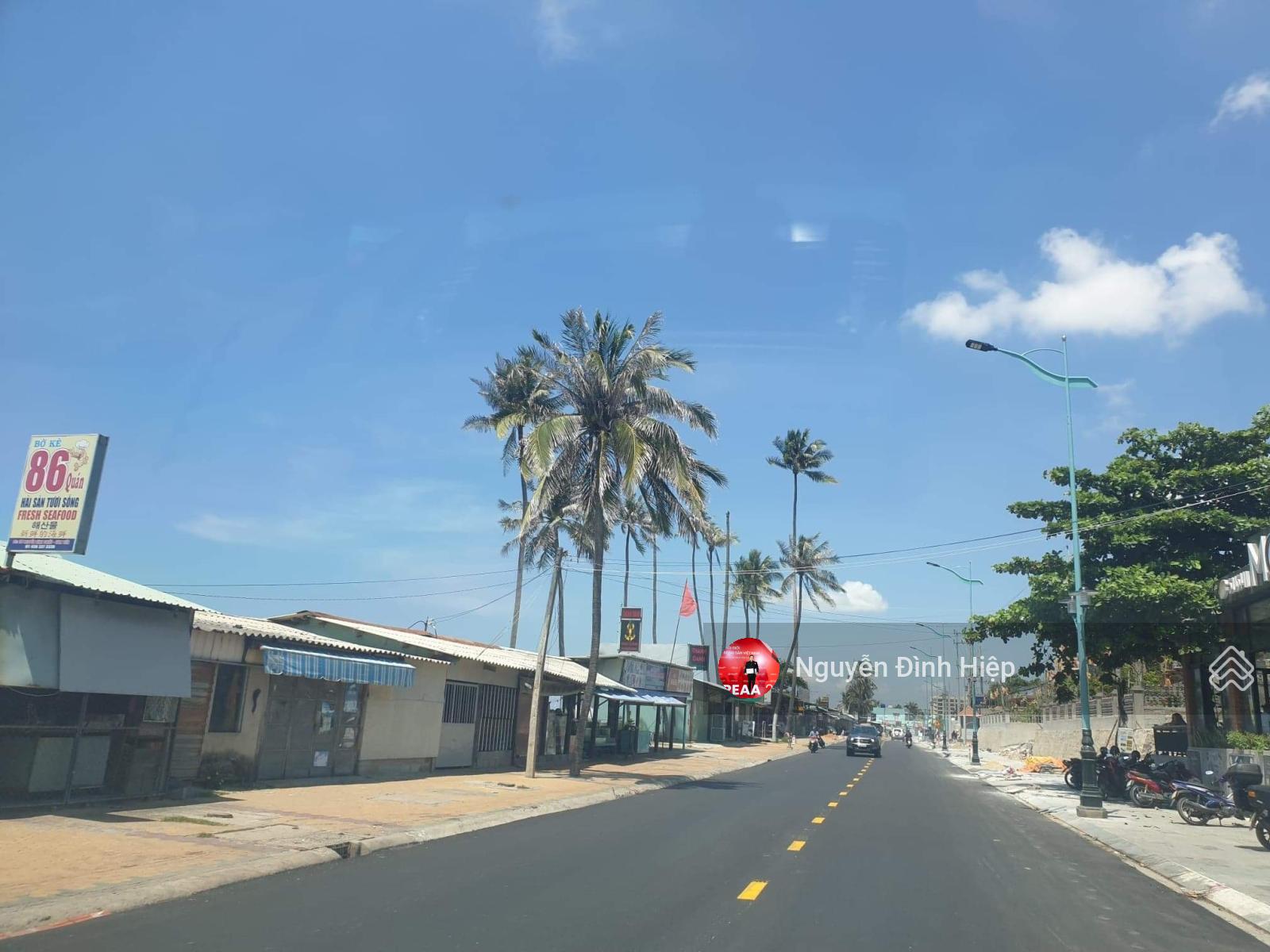 Bán 136m đất cạnh biển mặt tiền Nguyễn Đình Chiểu, Hàm Tiến khu phố Tây