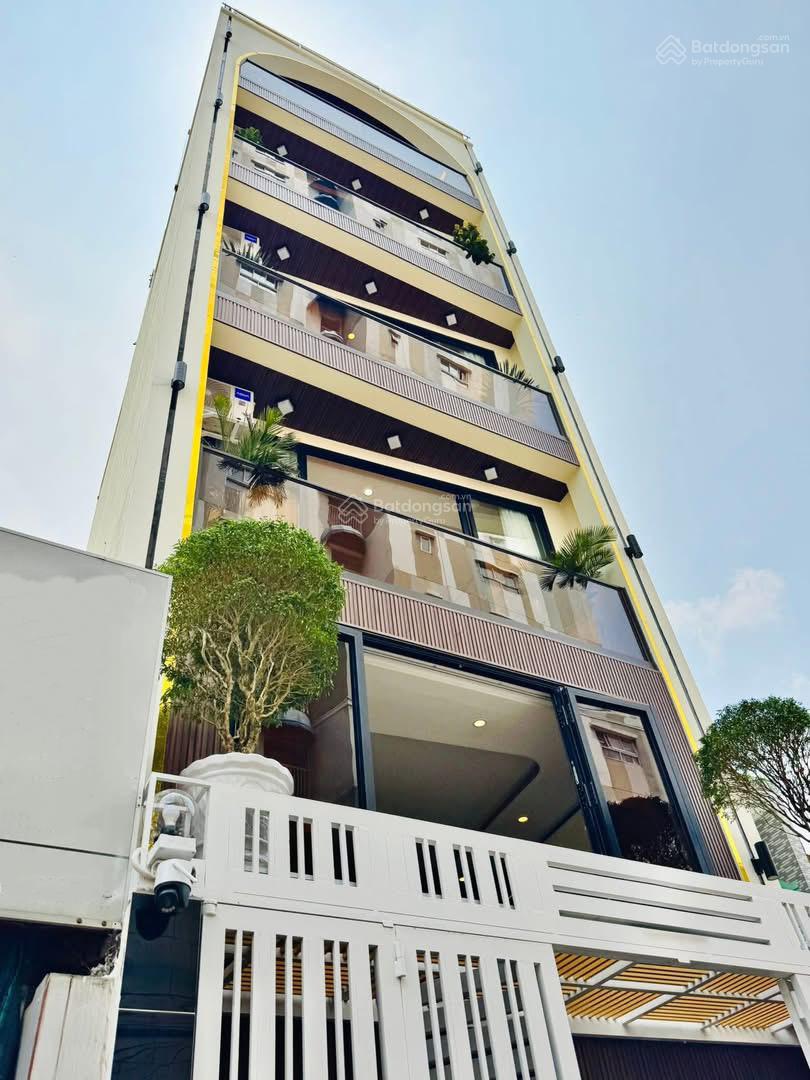 Nhà phố nhà ngộp tại Thích Quảng Đức-Phú Nhuận 97,7m2, 6 tầng, giá 5 tỷ100 triệu sổ riêng chính chủ