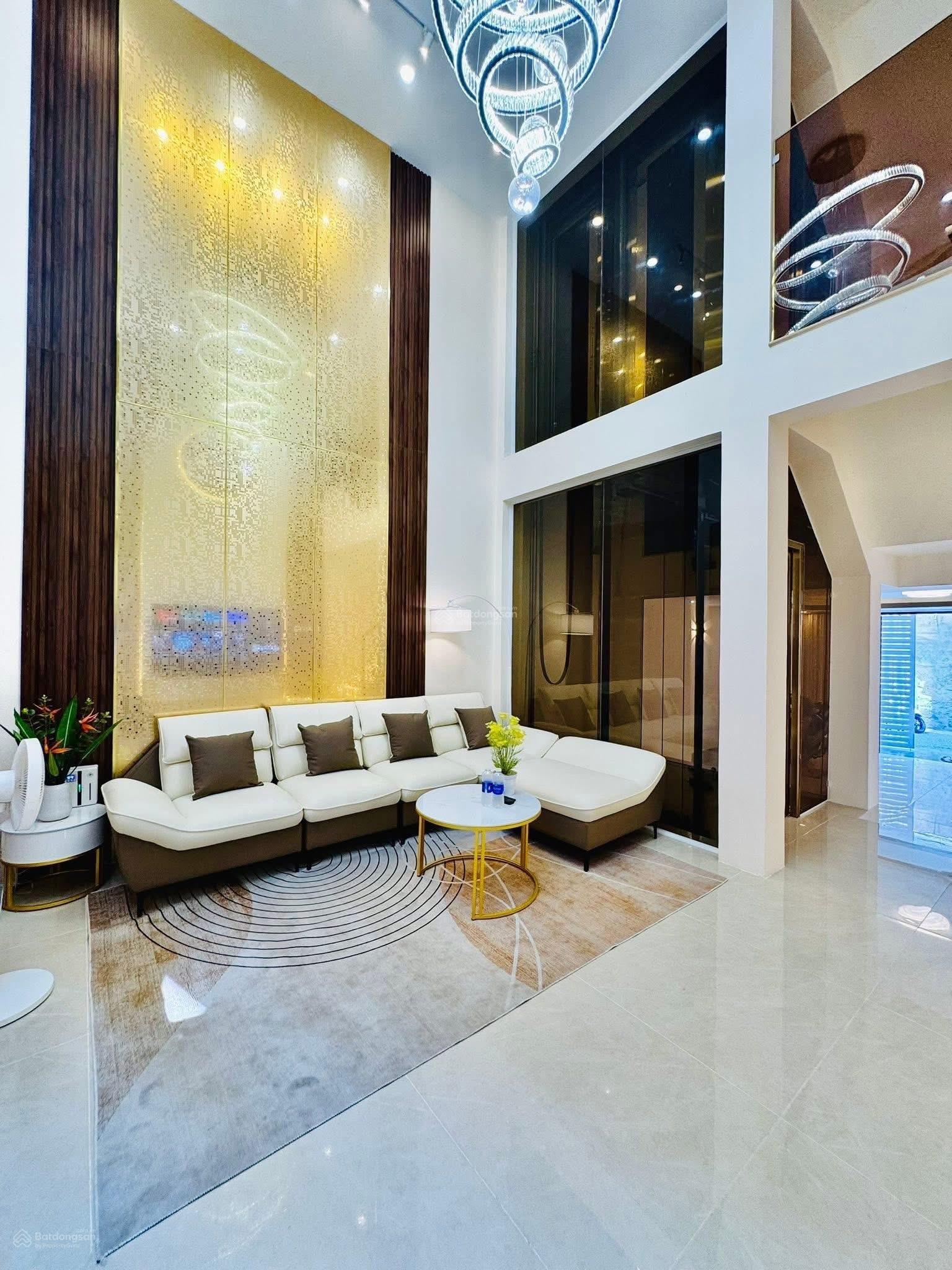 Nhà phố nhà ngộp tại Thích Quảng Đức-Phú Nhuận 97,7m2, 6 tầng, giá 5 tỷ100 triệu sổ riêng chính chủ