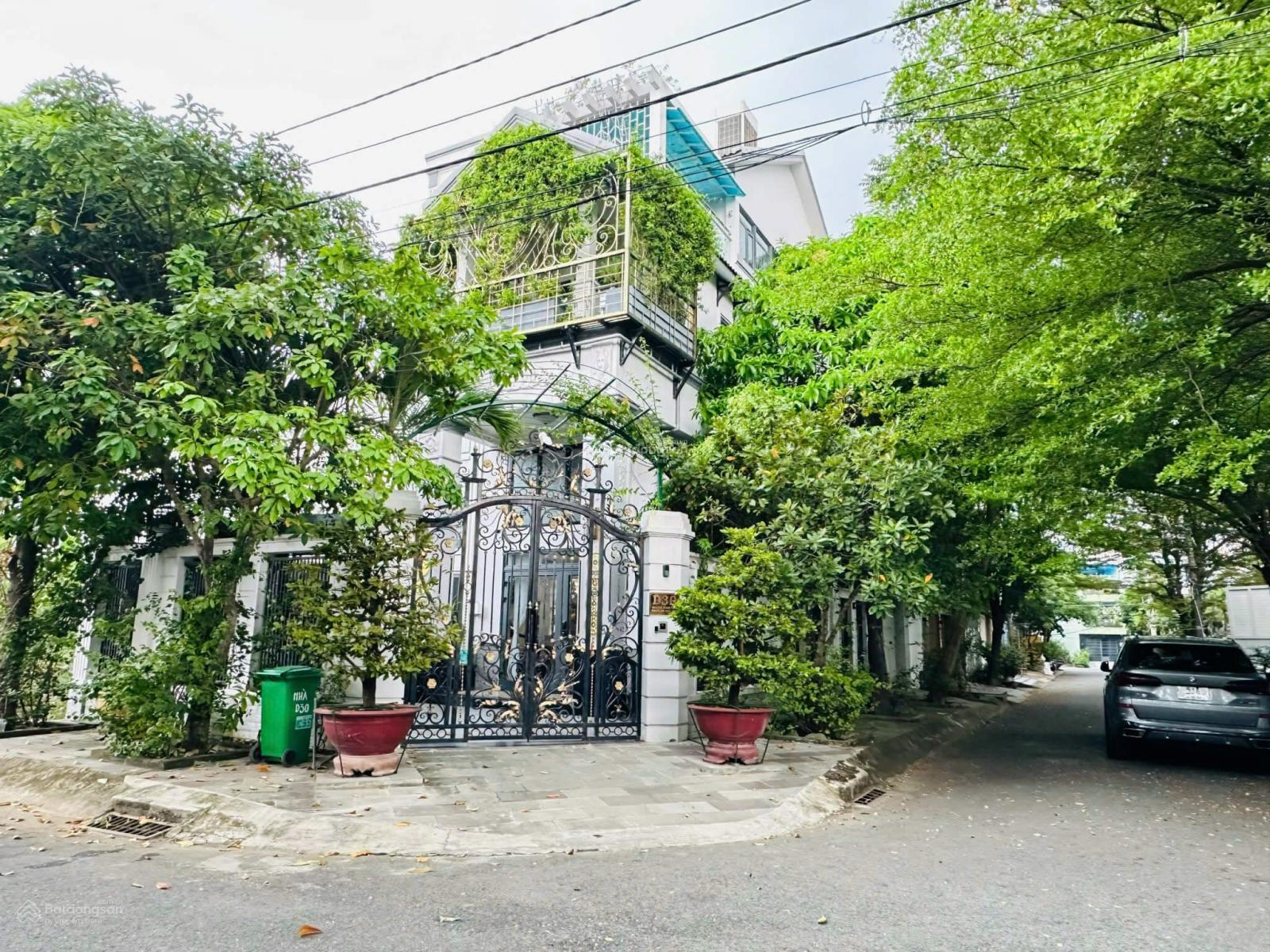 Hiếm! Lô góc 2MT view sông diện tích 8x20m sổ hồng riêng KDC Nam Long Q7 18 tỷ