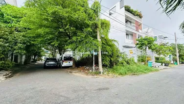 Hiếm! Lô góc 2MT view sông diện tích 8x20m sổ hồng riêng KDC Nam Long Q7 18 tỷ