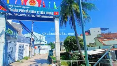 Chỉ còn 1 lô duy nhất dưới 2 tỷ tại P. Vĩnh Hoà, cách biển 1km. 76.5m2, ngang 4.5m. Giá chỉ 1.65 tỷ