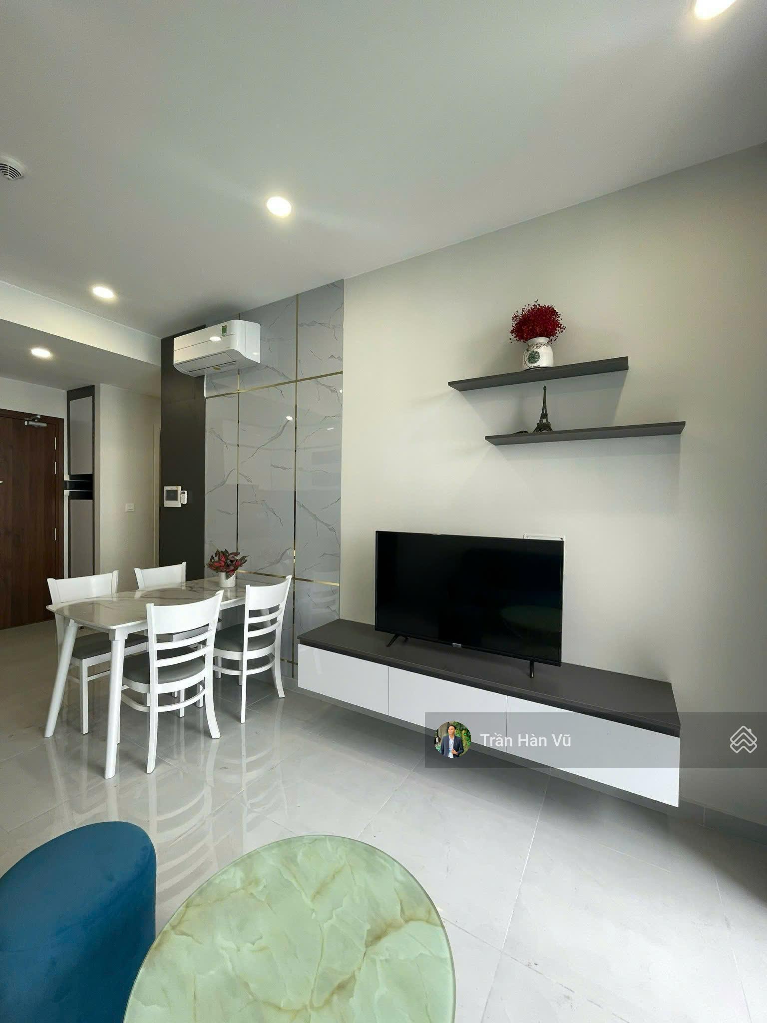 RA NHANH CĂN HỘ 1 PHÒNG NGỦ FULL NỘI THẤT XỊN CHỈ 2 TỶ CHUNG CƯ THE EMERALD GOLF VIEW