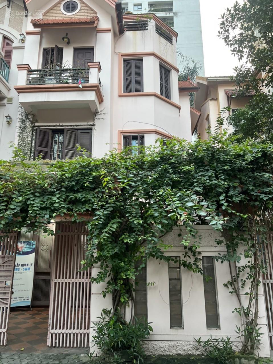 Cho thuê biệt thự Nguyễn Huy Tưởng, Thanh Xuân. DT 180m2, XD 100m2, 4 tầng. Giá 40 triệu/tháng