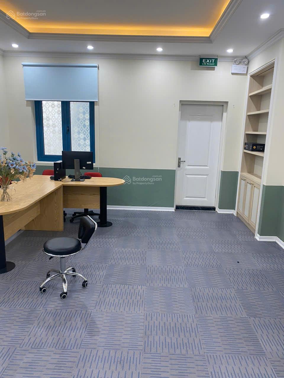 Cho thuê mặt phố Galaxy Tố Hữu - Hà Đông, 100m2 x 5 tầng, MT: 6m. Thang máy, chia phòng, đủ ĐH, NL Cho thuê mặt phố Galaxy Tố Hữu - Hà Đông, 100m2 x 5 tầng, MT: 6m. Thang máy, chia phòng, đủ ĐH, NL